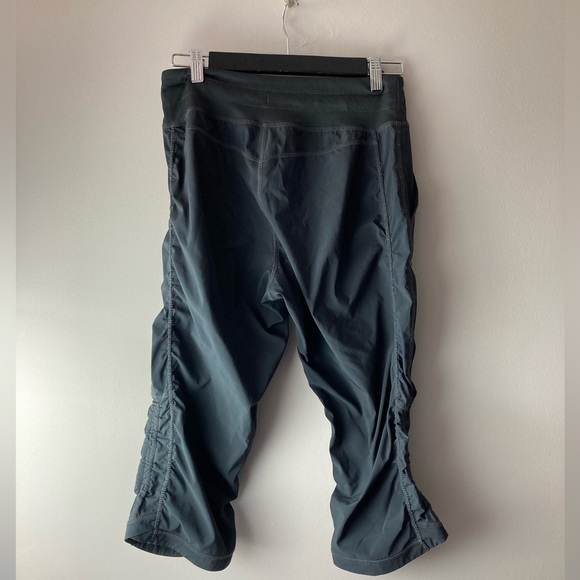 Gray Kirkland capris - Picture 2 of 4